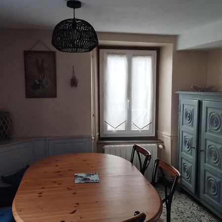 Maison De Village Dans Une Rue Calme 옥스레테르메스 외부 사진