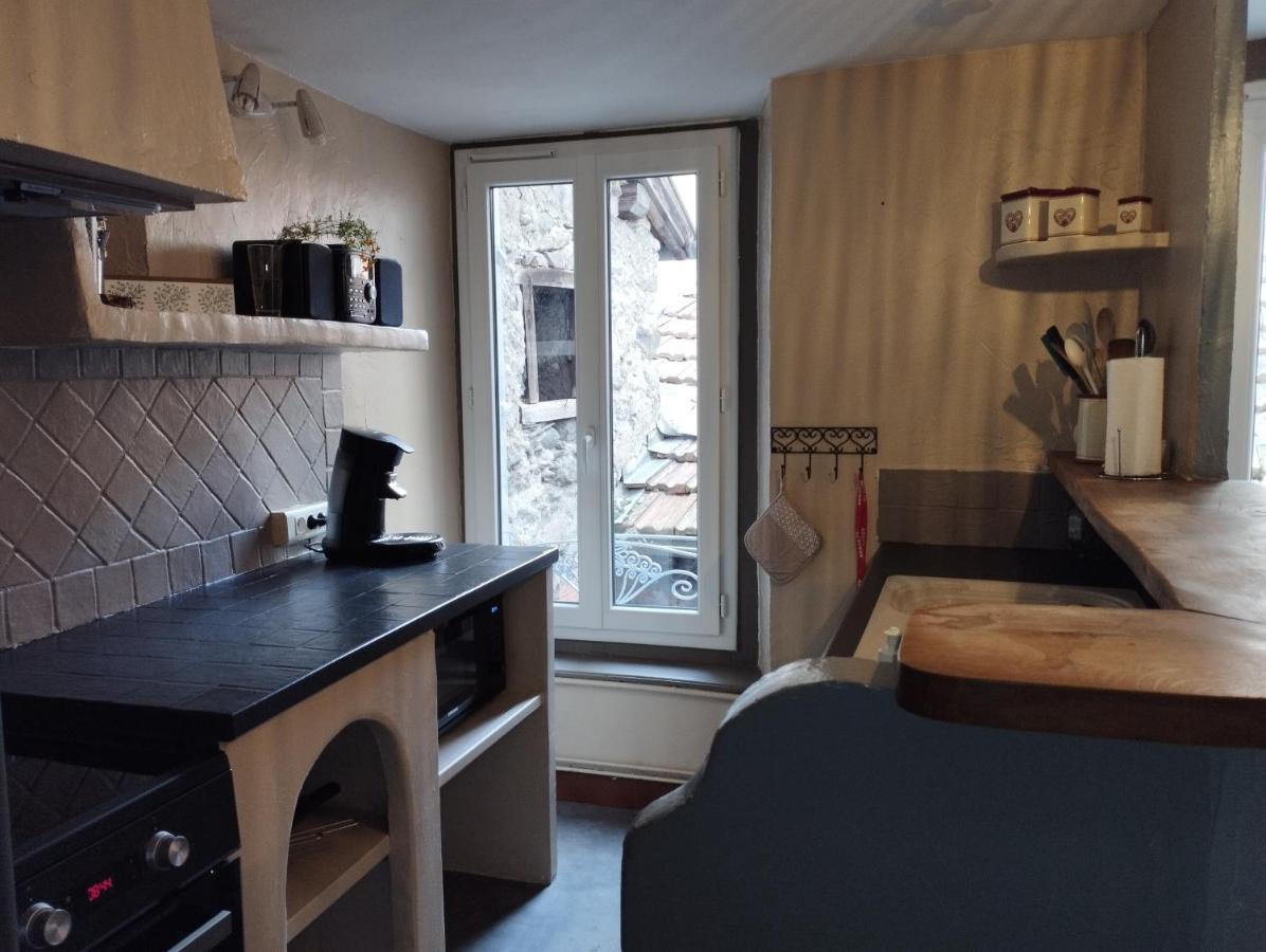 Maison De Village Dans Une Rue Calme 옥스레테르메스 외부 사진